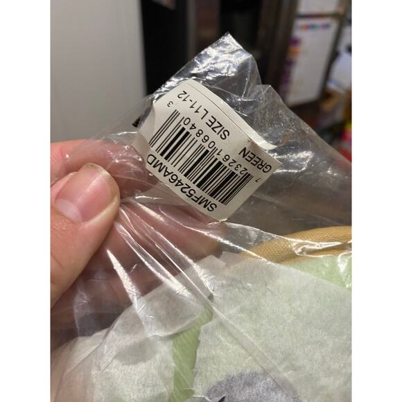 Star Wars The Child SLIPPERS Womens size L 11-12 Grogu Santa Hat Christmas Yoda - Picture 3 of 3